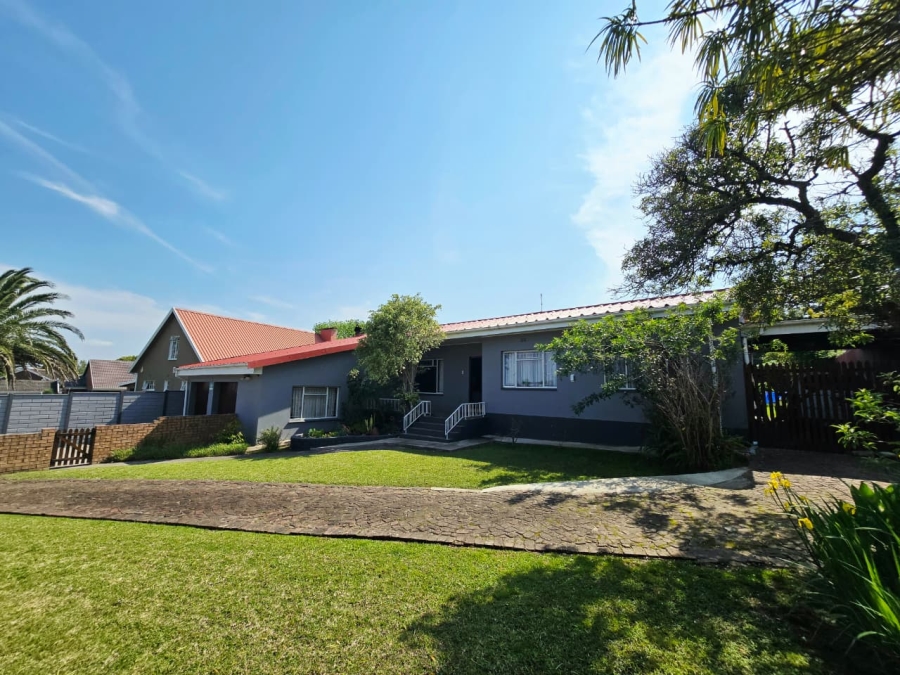 4 Bedroom Property for Sale in Blanco Western Cape
